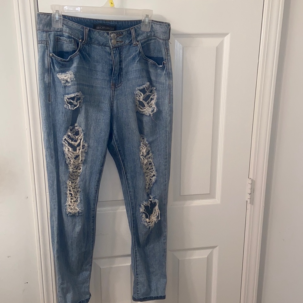 Distressed Boyfriend Jeans